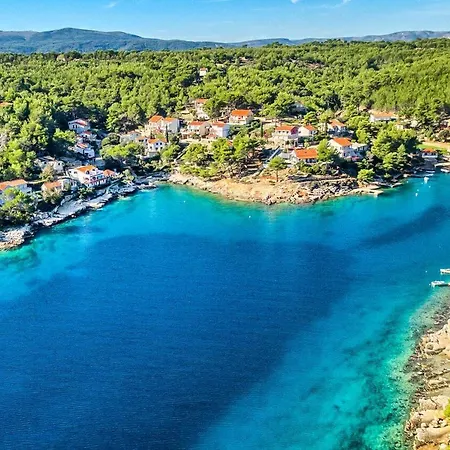 Ferri 2 * Stari Grad (Hvar)